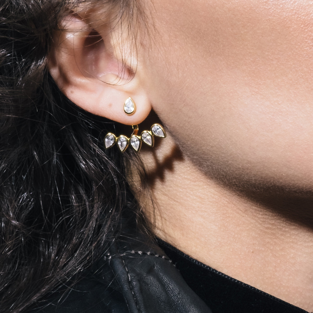 NEVE CRYSTAL TEARDROP EAR-JACKETS