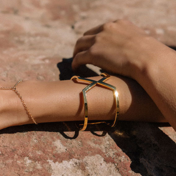 VALENS SIGNATURE CUFF BRACELET