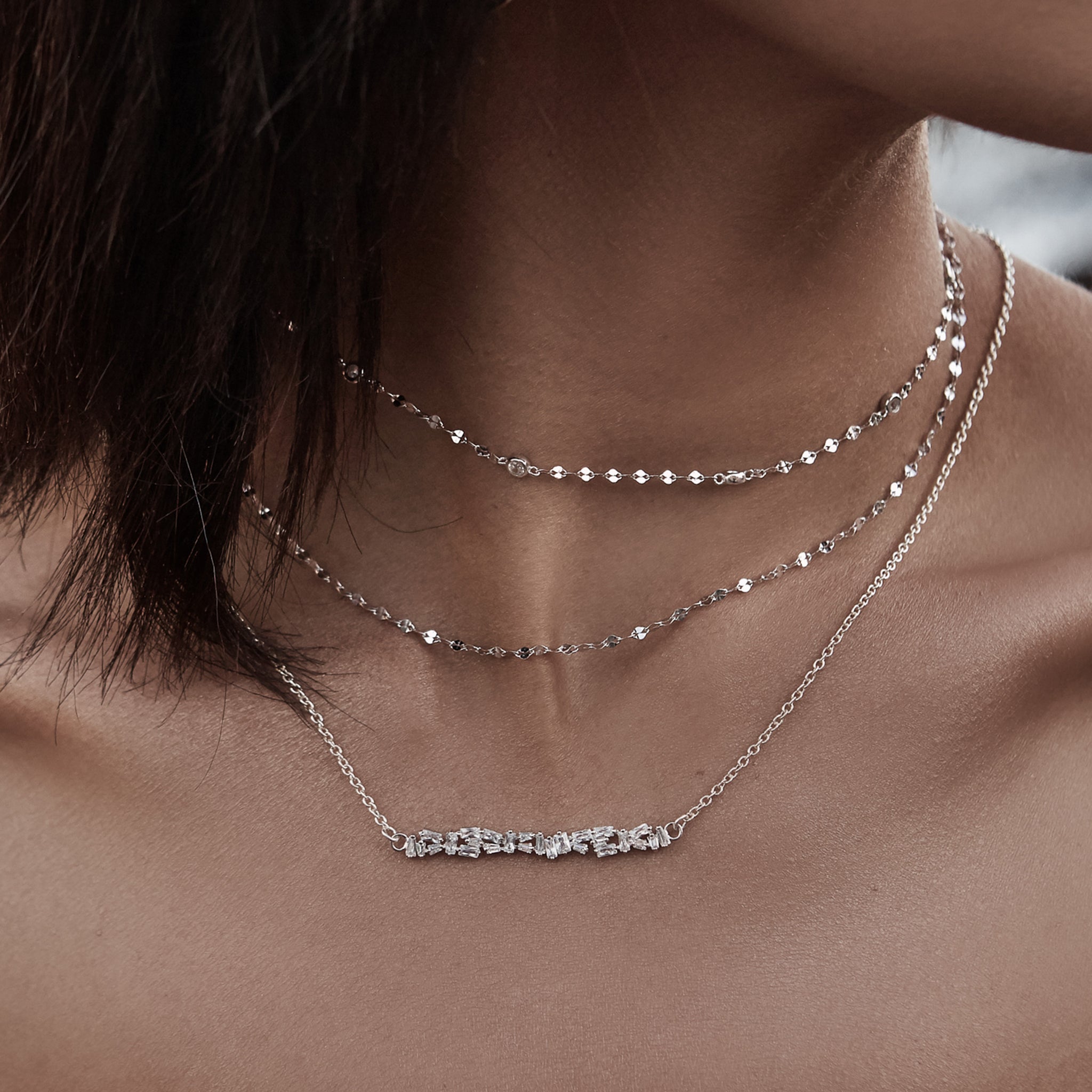 ALTA CRYSTAL BAGUETTE BAR NECKLACE